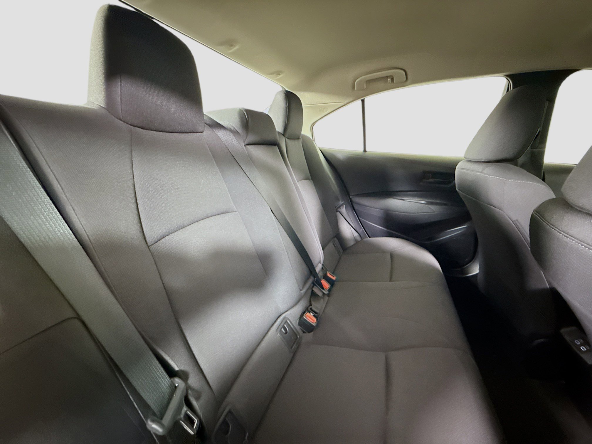 Used 2025 Toyota Corolla LE image 26