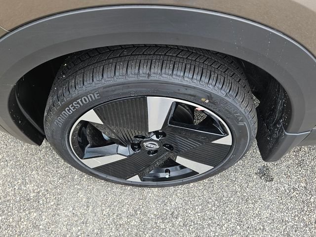 New 2026 Nissan Kicks SR image 18