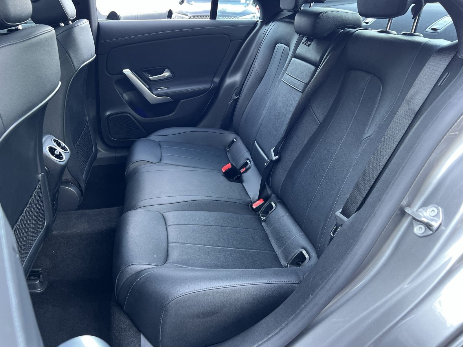 Used 2023 Mercedes-Benz CLA 250 4MATIC image 30