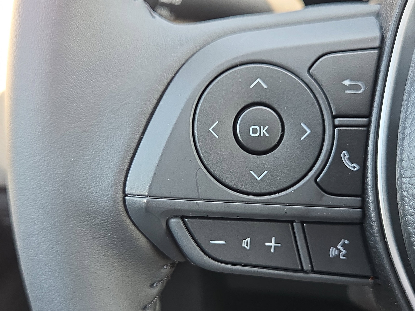 New 2026 Toyota Corolla SE image 12