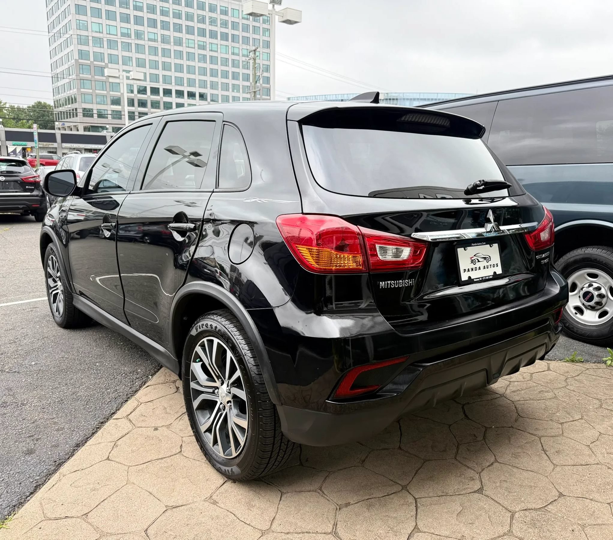 Used 2018 Mitsubishi Outlander Sport ES FWD image 5