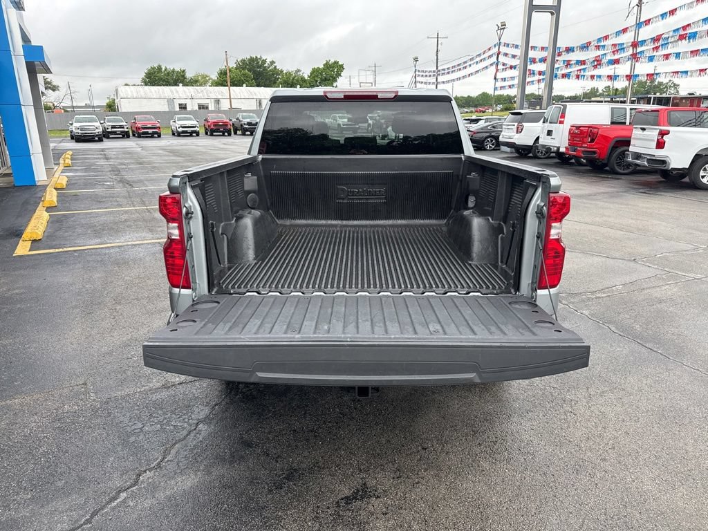 Used 2025 Chevrolet Silverado 1500 LT RWD image 6