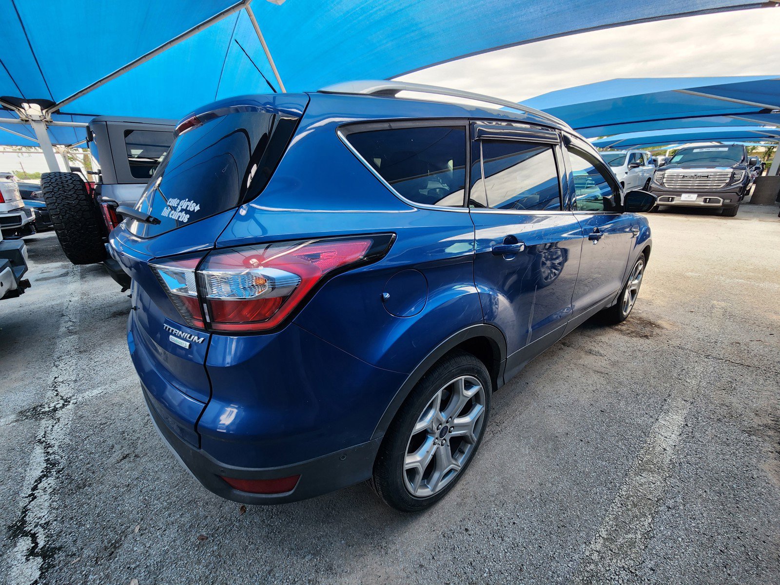 Used 2017 Ford Escape Titanium w/ Equipment Group 301A FWD image 4
