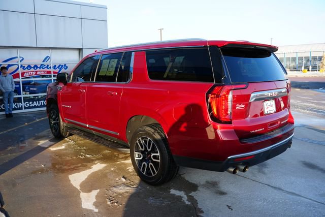 Used 2021 GMC Yukon XL Denali w/ Advanced Technology Package AWD/4WD image 42