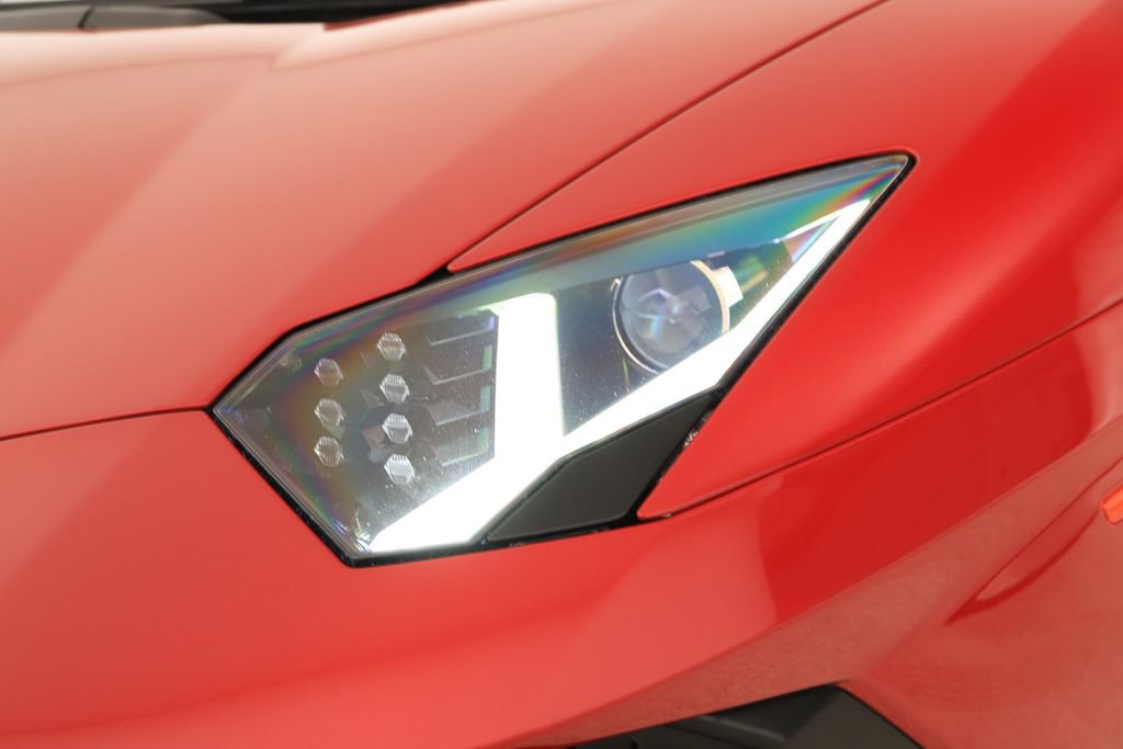 Used 2016 Lamborghini Aventador LP 750-4 Superveloce image 35