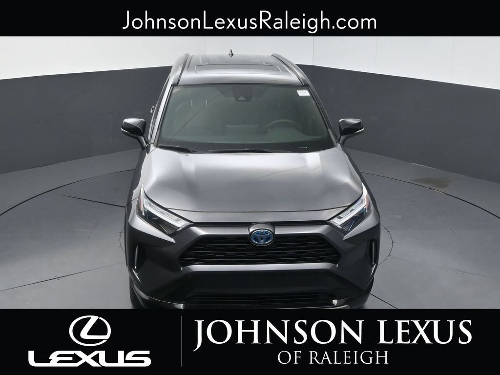 Used 2022 Toyota RAV4 XSE AWD/4WD image 23