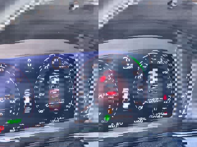 Certified 2025 Honda Accord Touring image 19