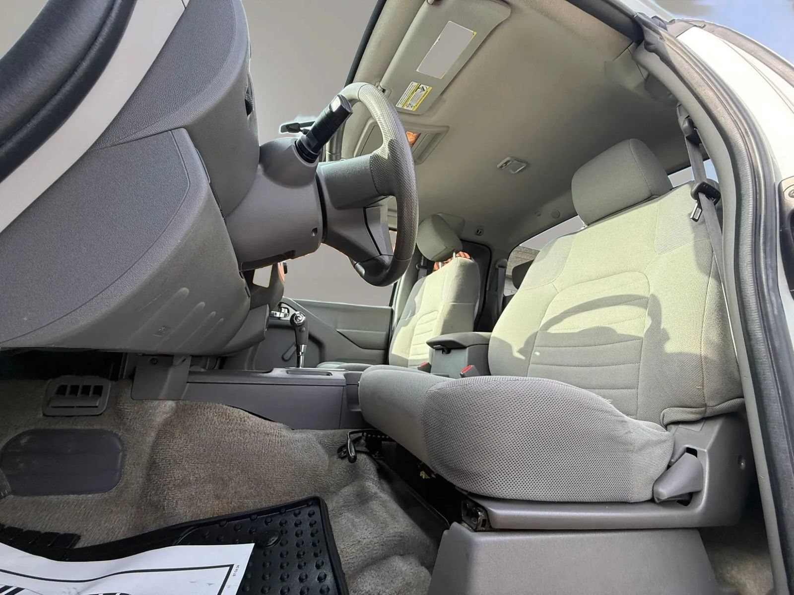 Used 2017 Nissan Frontier S RWD image 29