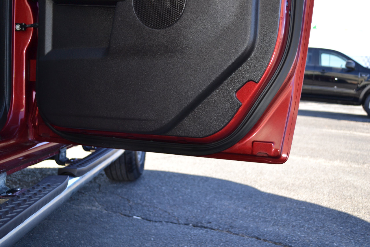 Used 2011 Chevrolet Colorado LT image 33