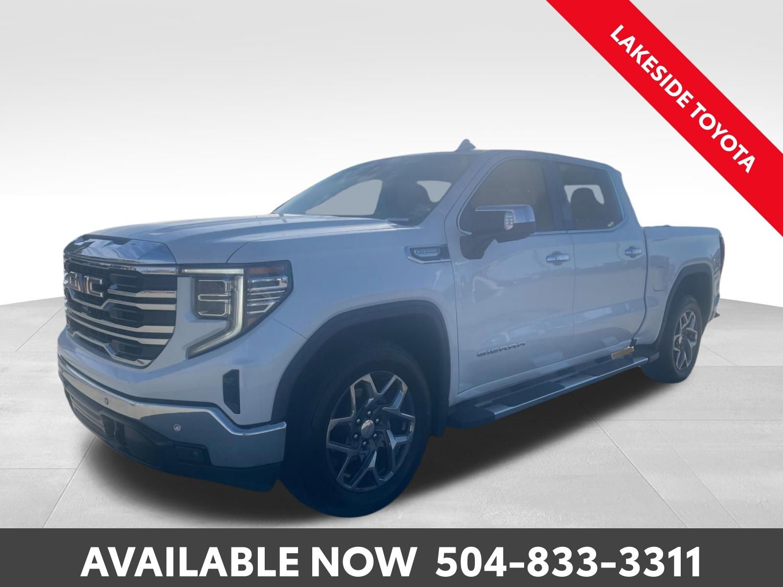 Used 2022 GMC Sierra 1500 SLT image 1