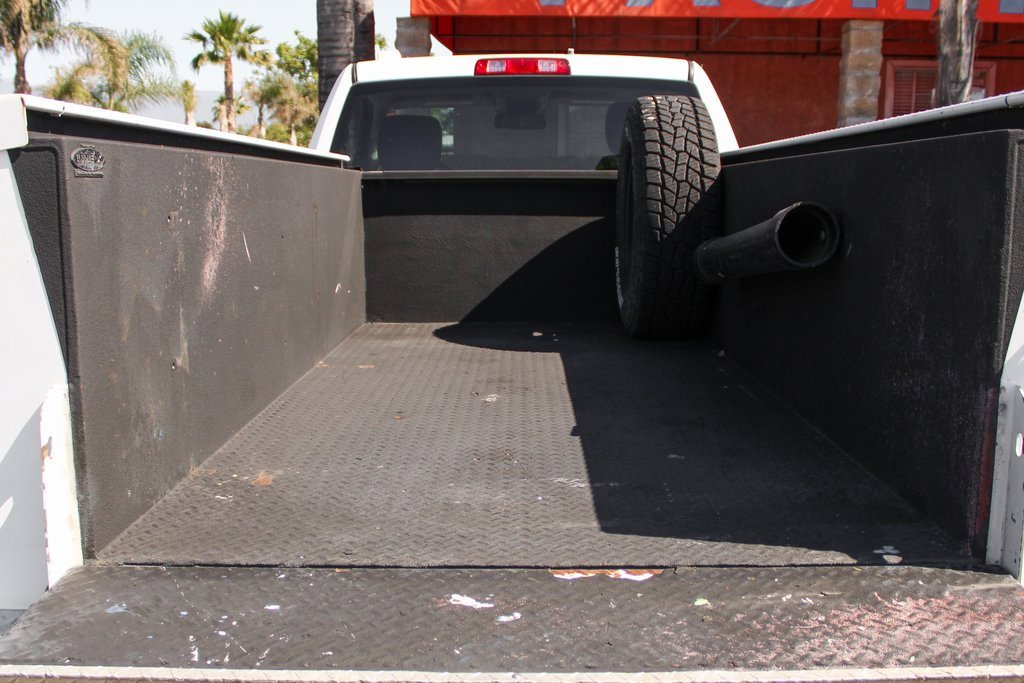 Used 2014 RAM 3500 Tradesman w/ Power & Remote Entry Group image 9