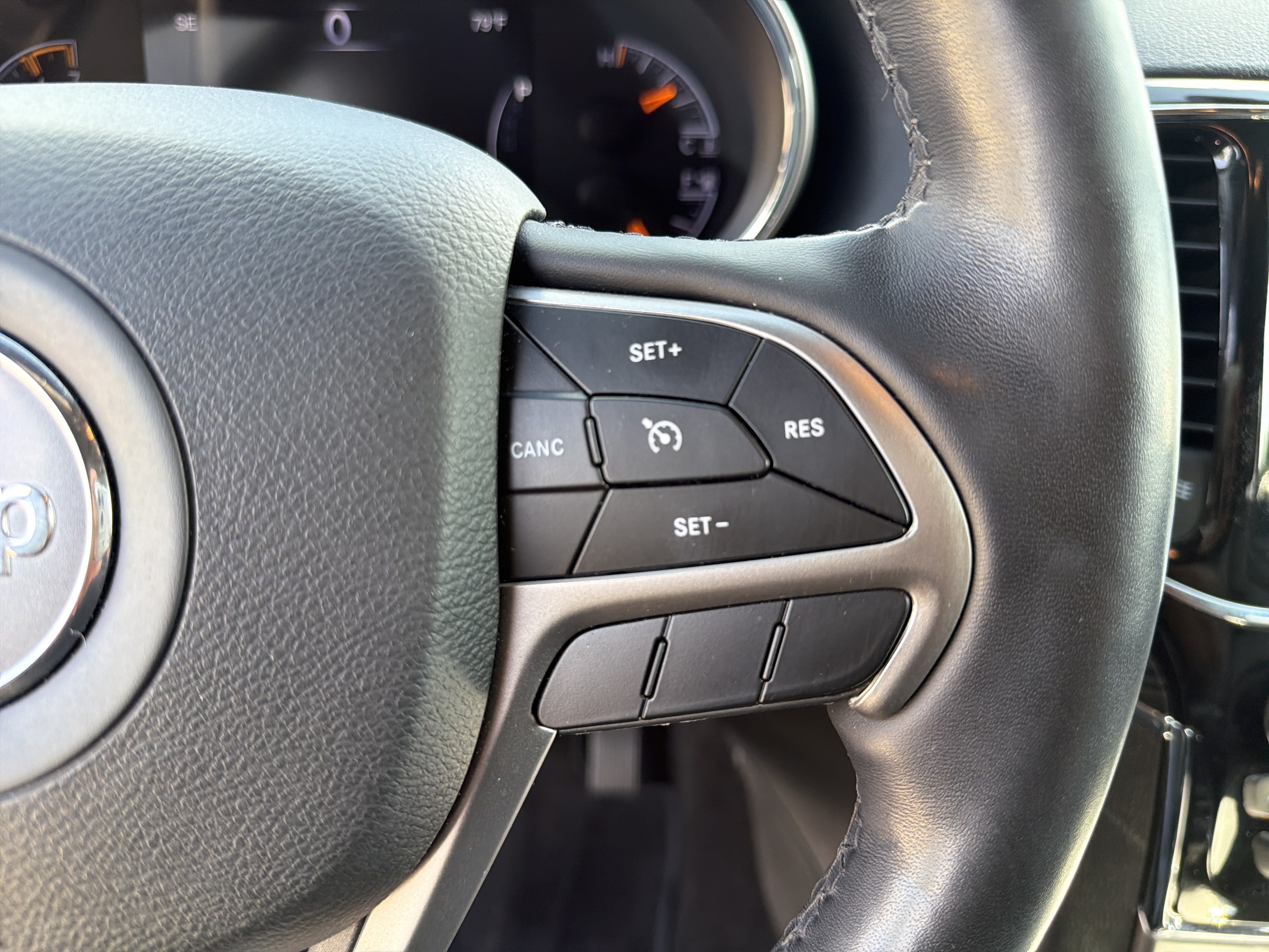 Used 2021 Jeep Grand Cherokee Limited AWD/4WD image 20