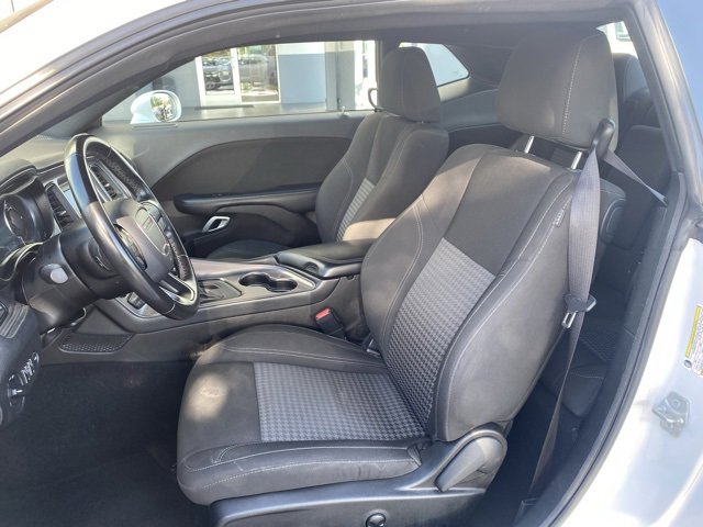 Used 2023 Dodge Challenger SXT image 12