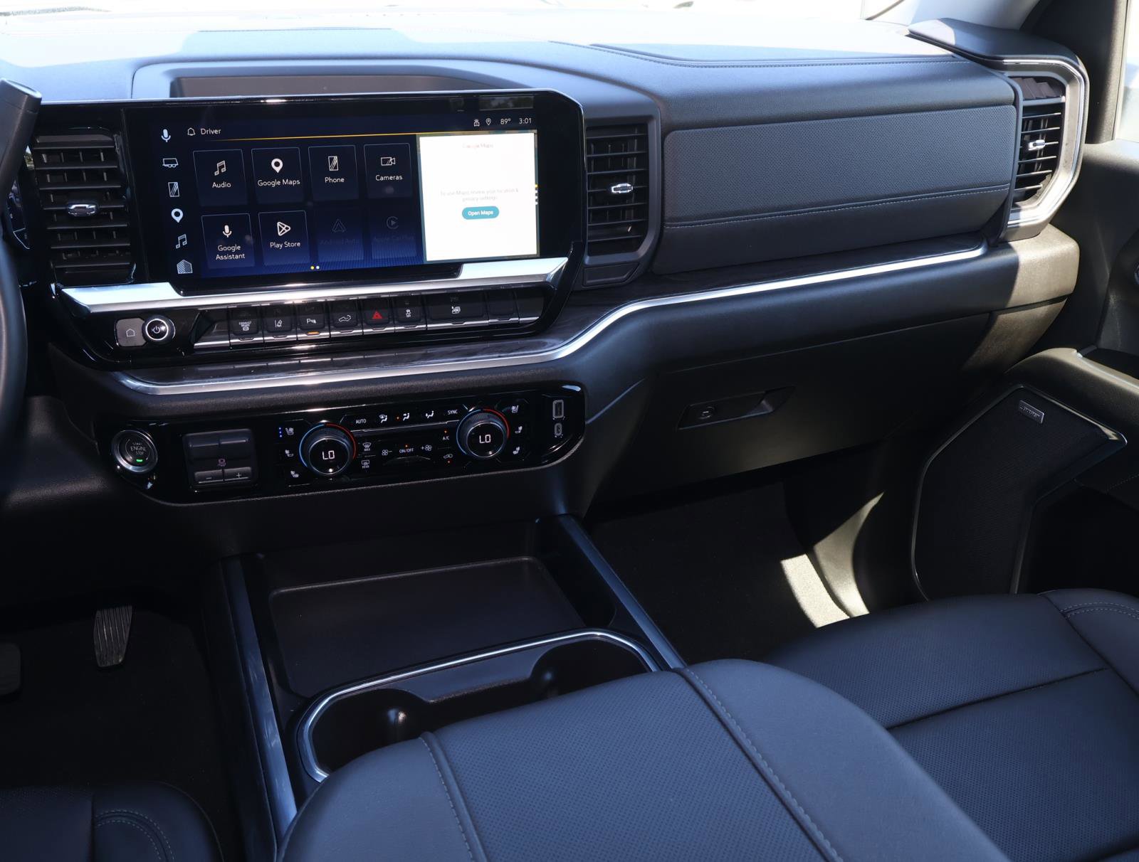 Used 2025 Chevrolet Silverado 3500 LTZ w/ LTZ Texas Edition image 11