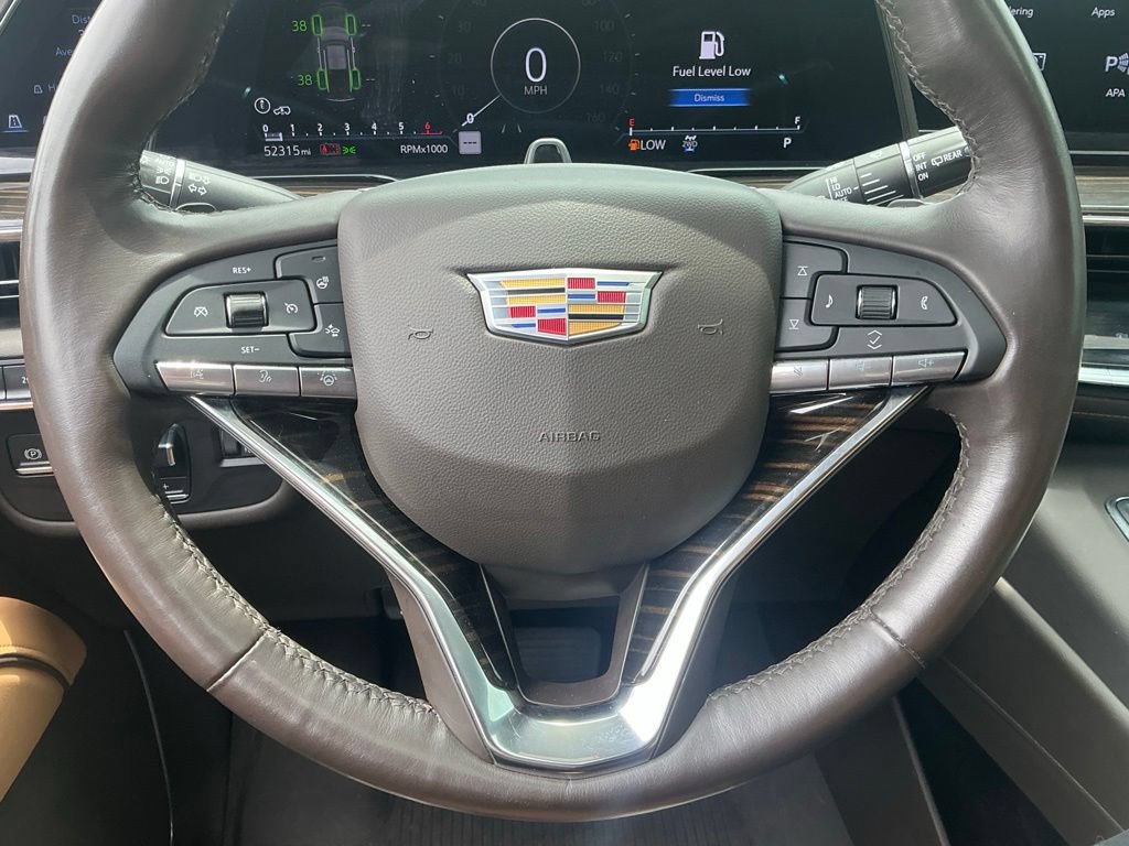 Used 2023 Cadillac Escalade Premium Luxury w/ Performance Package AWD/4WD image 60