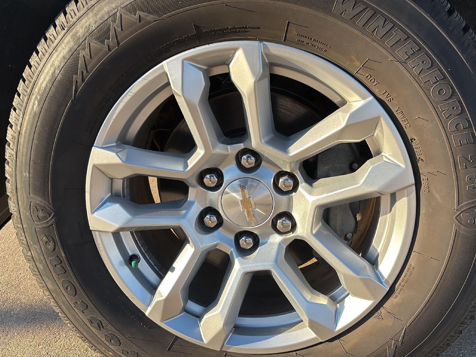 Used 2023 Chevrolet Silverado 1500 LT AWD/4WD image 30