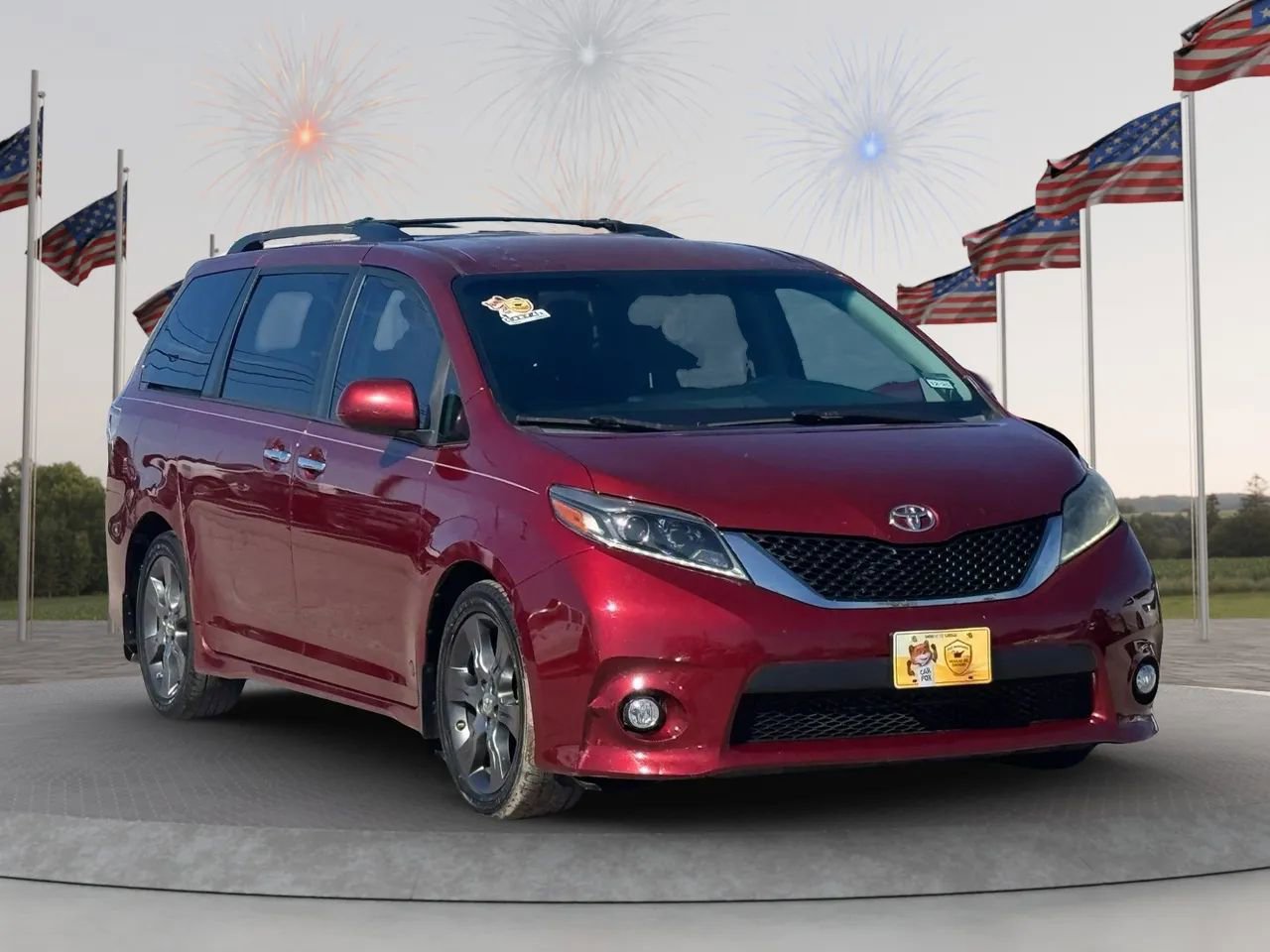 Used 2015 Toyota Sienna SE image 4