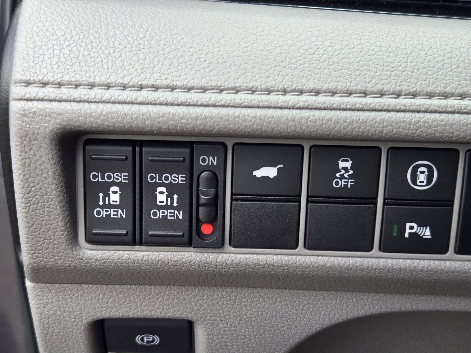 Used 2023 Honda Odyssey Touring image 25