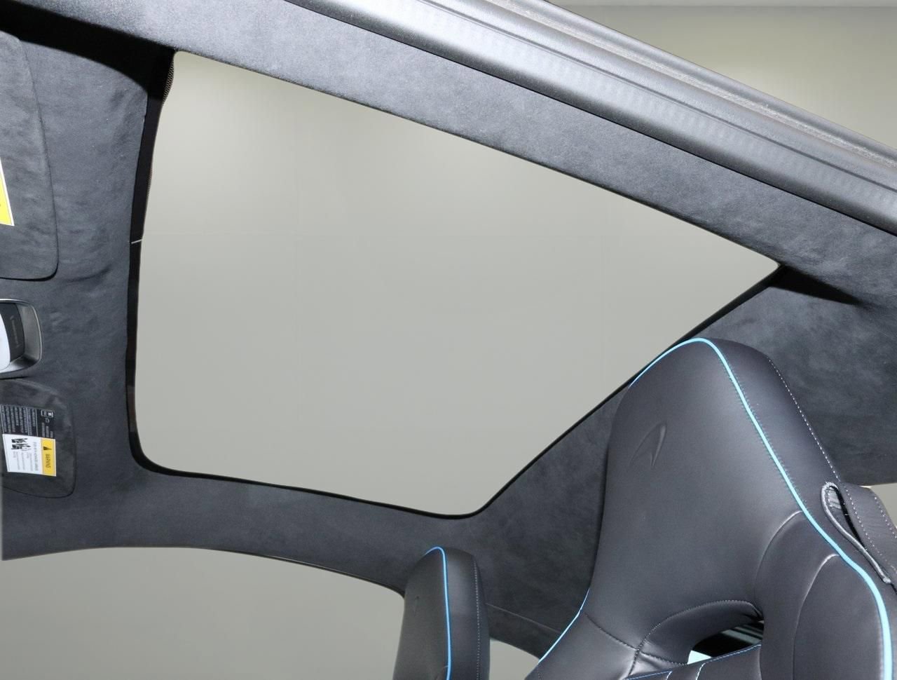 New 2025 McLaren GTS image 17