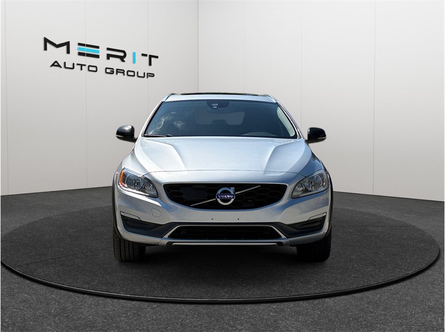 Used 2015 Volvo V60 T5 Cross Country AWD/4WD image 3
