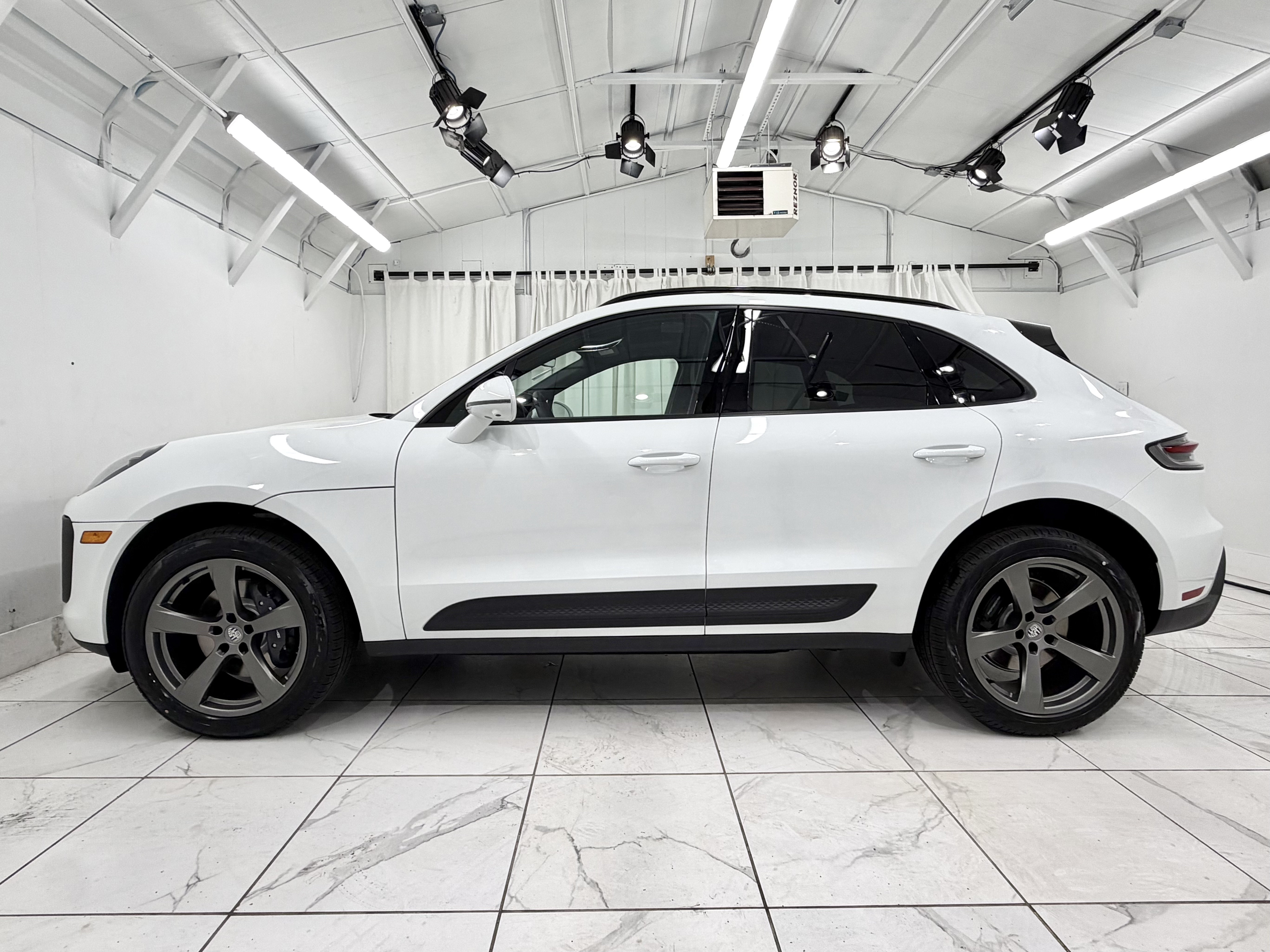 New 2026 Porsche Macan AWD/4WD image 15