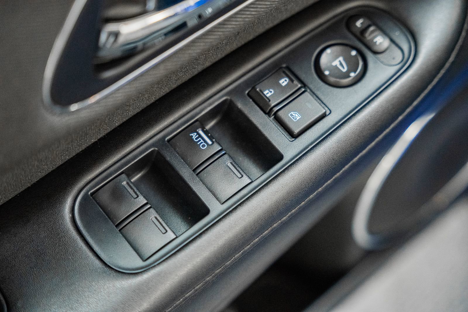 Used 2019 Honda HR-V EX image 41