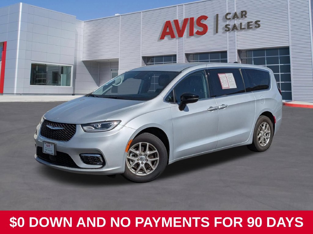 Used 2024 Chrysler Pacifica Touring-L FWD image 1