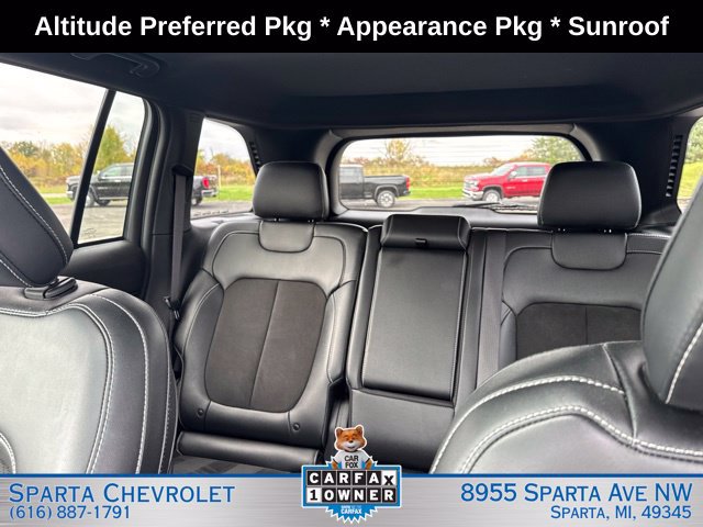 Used 2024 Jeep Grand Cherokee Altitude AWD/4WD image 15