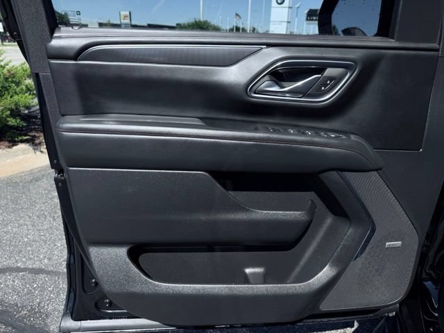 Used 2023 Chevrolet Tahoe RST w/ Luxury Package AWD/4WD image 16