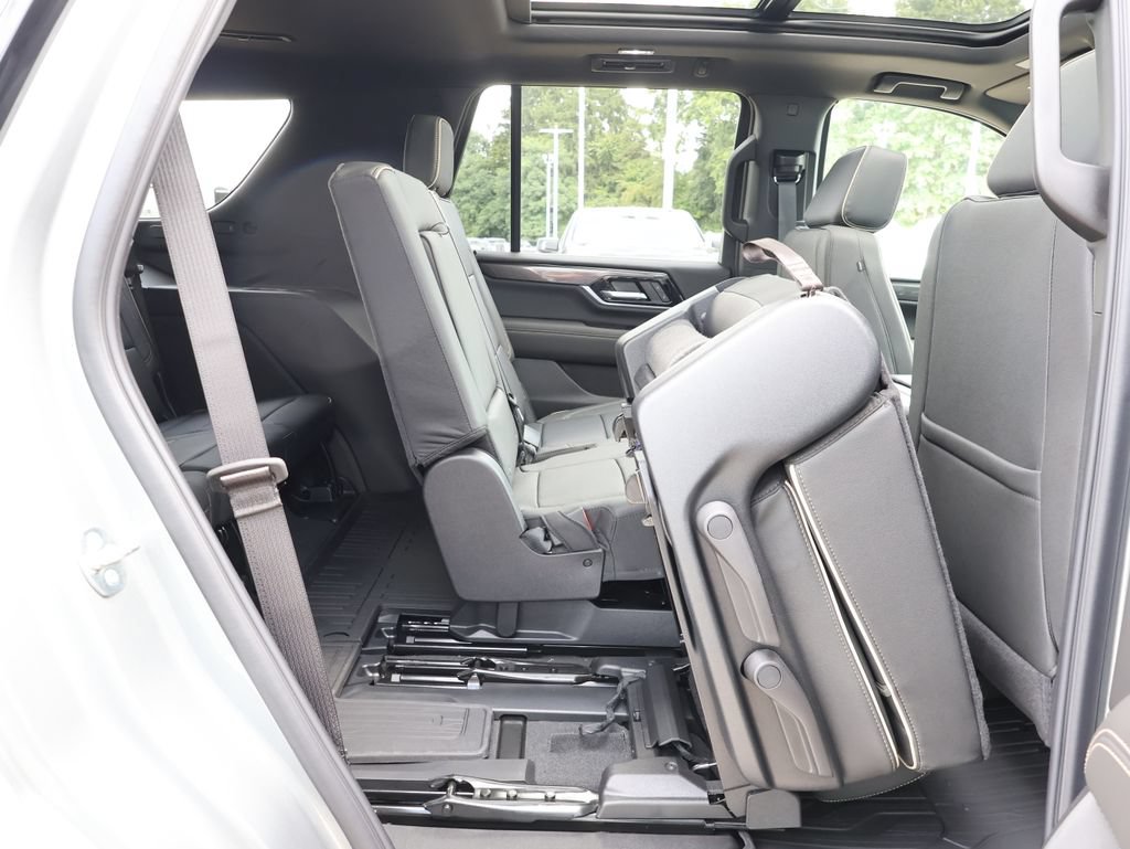 New 2026 GMC Yukon Elevation AWD/4WD image 43