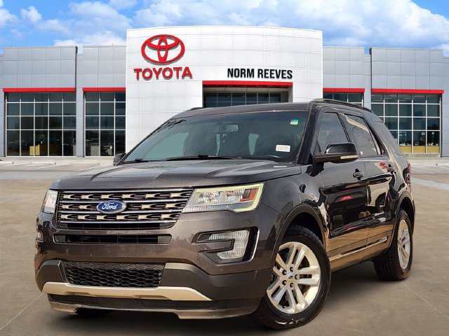 Used 2017 Ford Explorer XLT w/ Equipment Group 202A