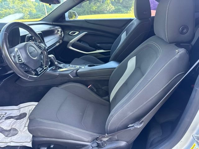 Used 2017 Chevrolet Camaro SS RWD image 14