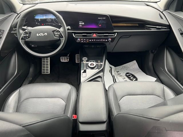 Certified 2023 Kia Niro Wave w/ Wave Preserve Package image 12
