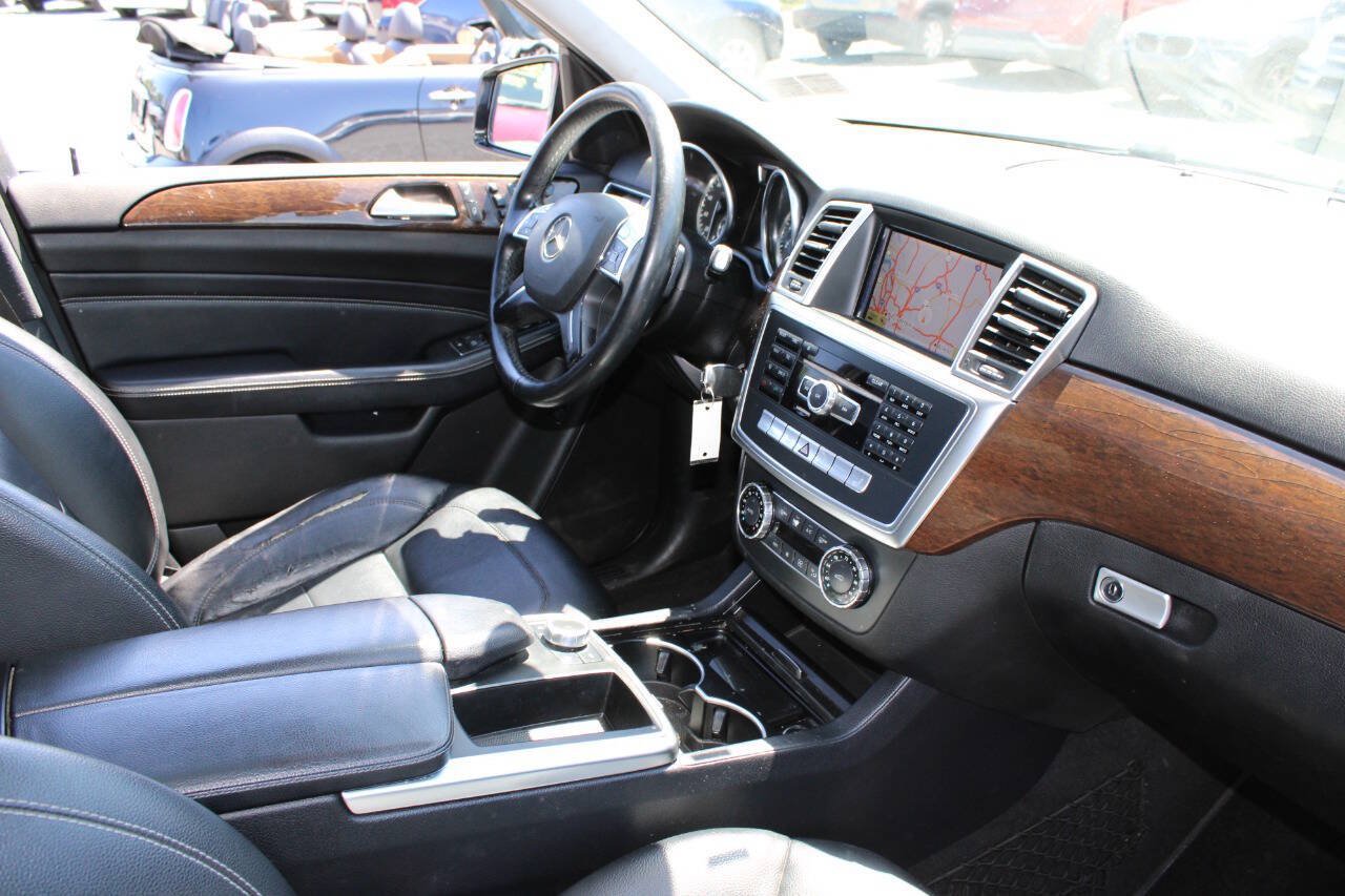 Used 2012 Mercedes-Benz ML 350 4MATIC image 12