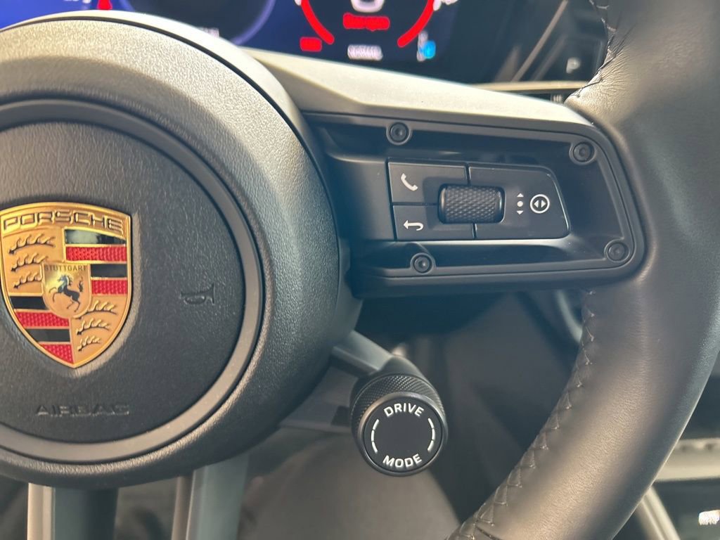 Used 2025 Porsche Macan Electric image 46