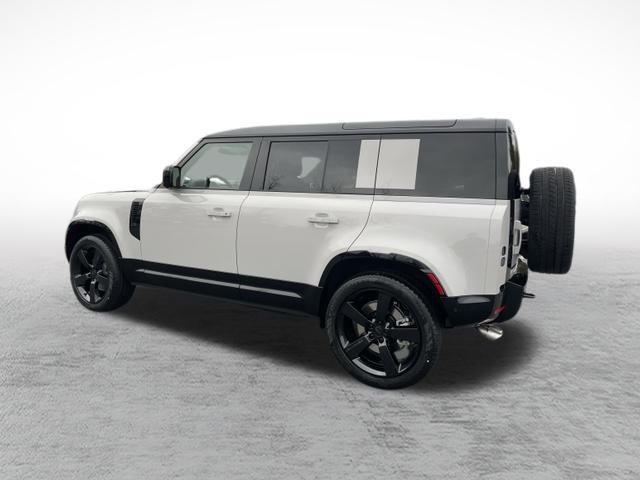 New 2026 Land Rover Defender 110 X-Dynamic SE image 5