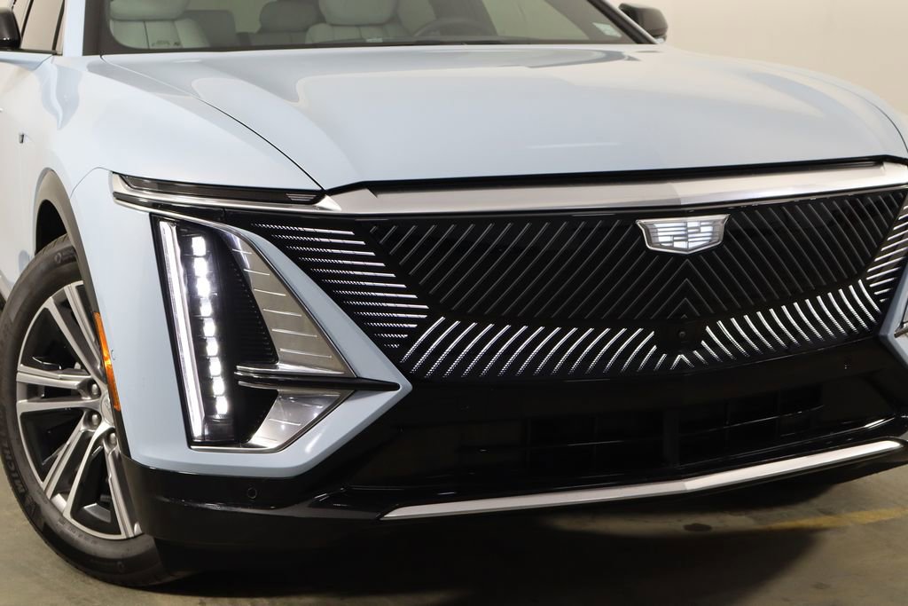Used 2024 Cadillac Lyriq Luxury image 36