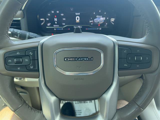Used 2023 GMC Yukon Denali w/ Advanced Technology Package AWD/4WD image 20