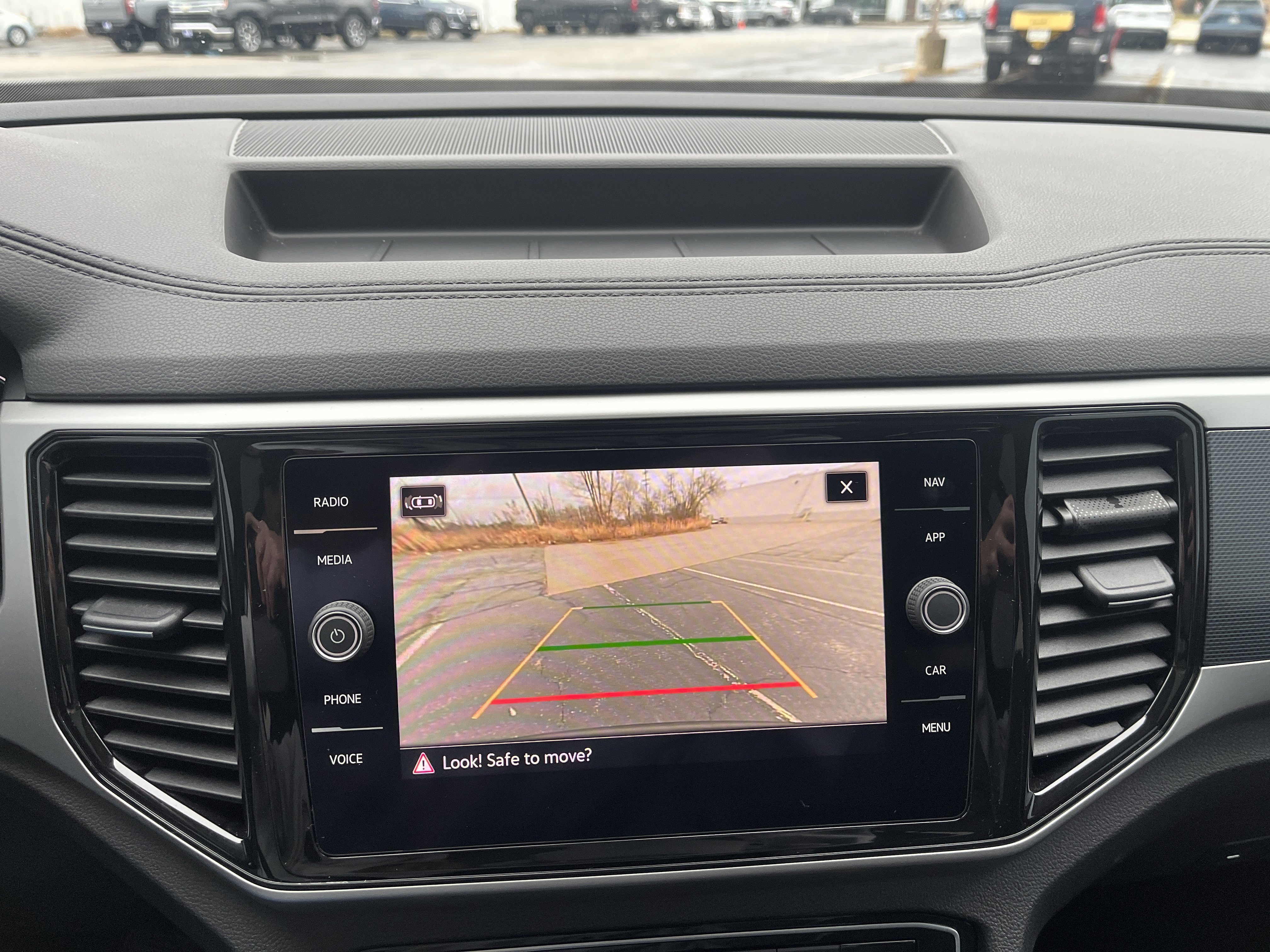 Used 2021 Volkswagen Atlas SEL Premium image 29