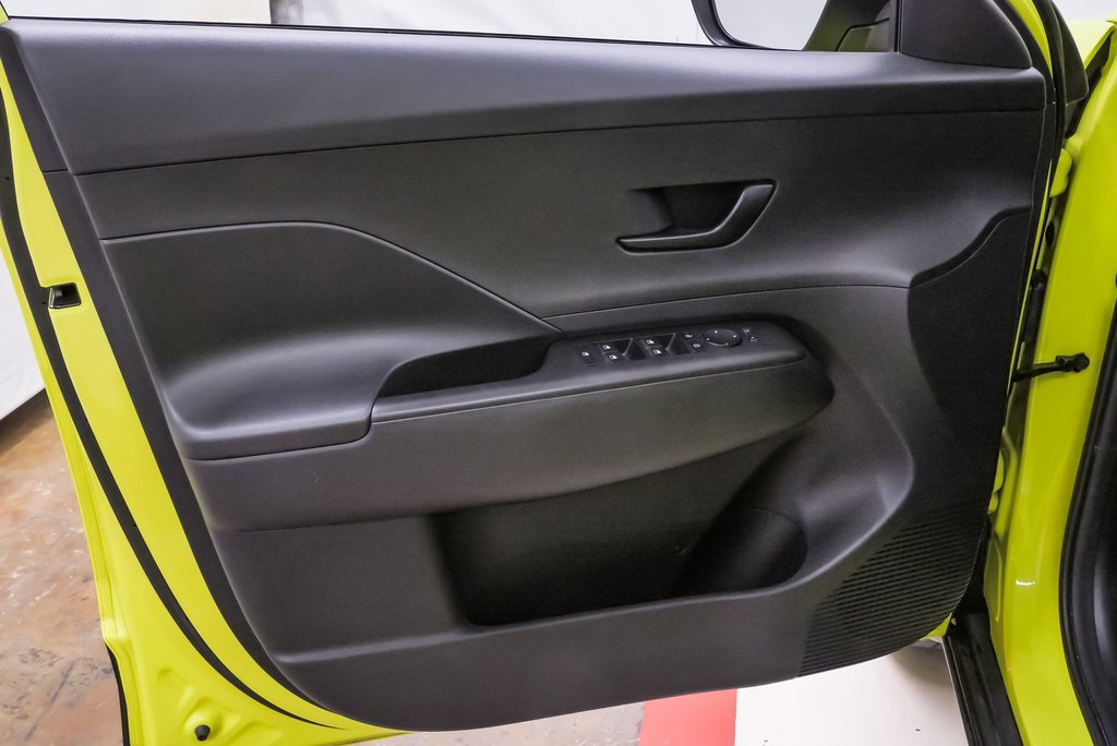 Certified 2024 Hyundai Kona SEL image 29