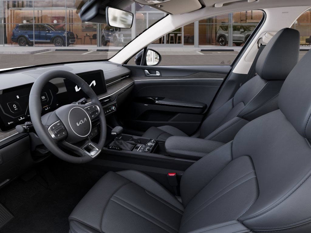 New 2025 Kia K5 EX FWD image 17