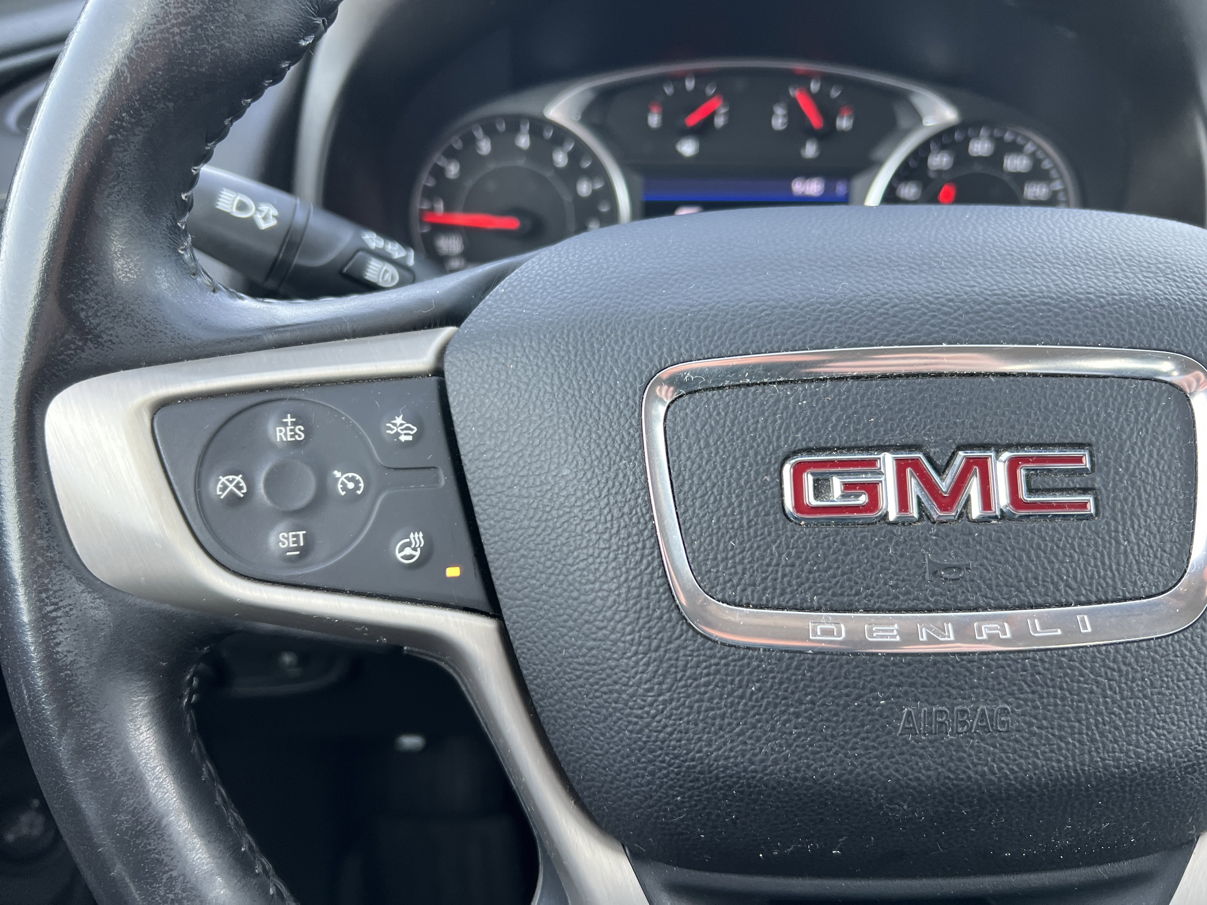 Used 2020 GMC Terrain Denali w/ Denali Premium Package image 28