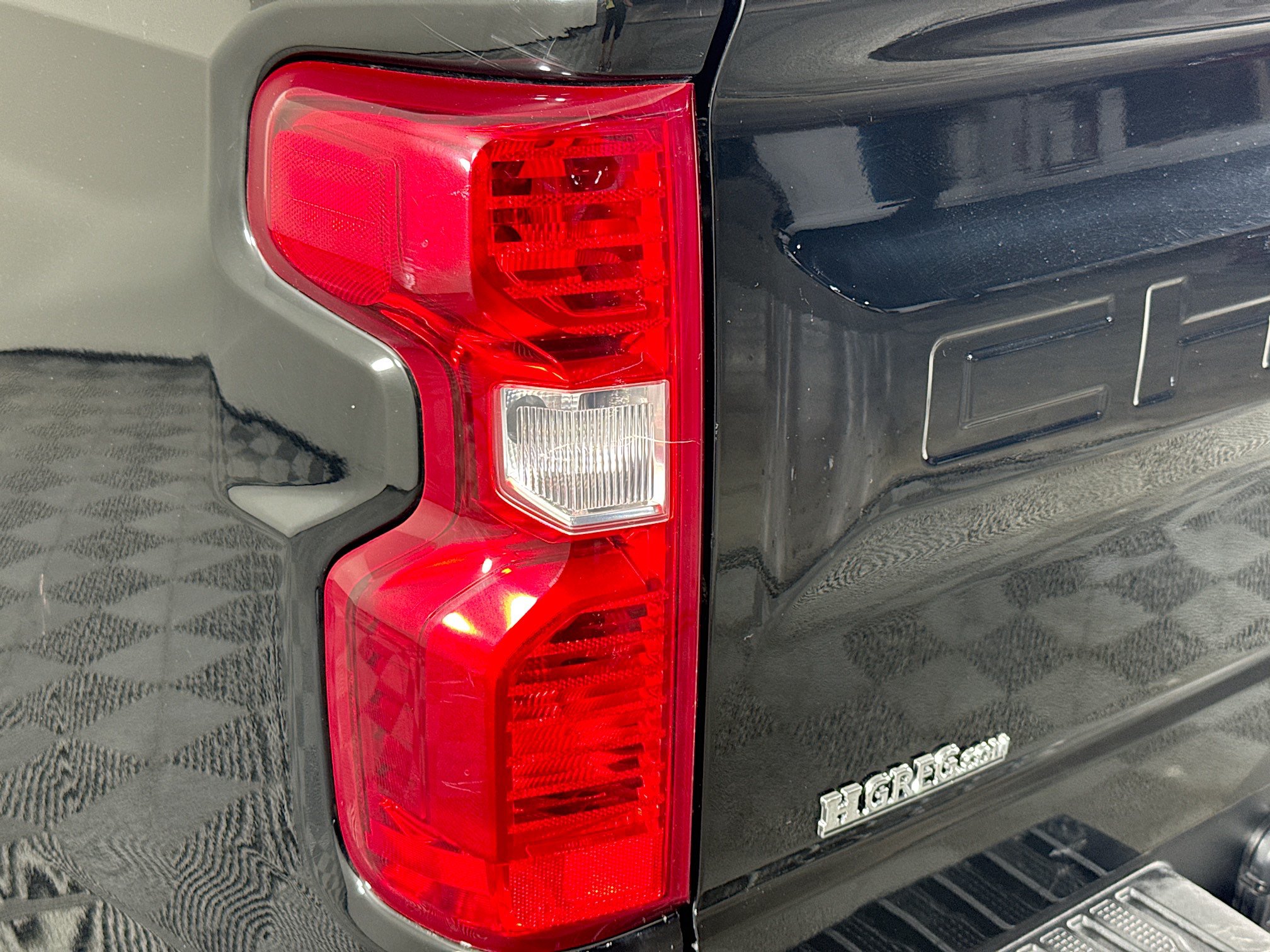 Used 2023 Chevrolet Silverado 1500 Custom RWD image 32