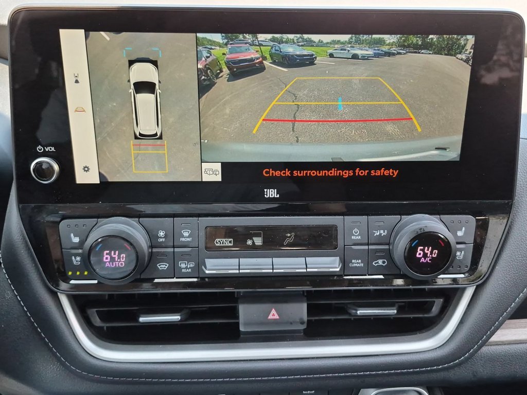 Used 2024 Toyota Grand Highlander AWD image 17