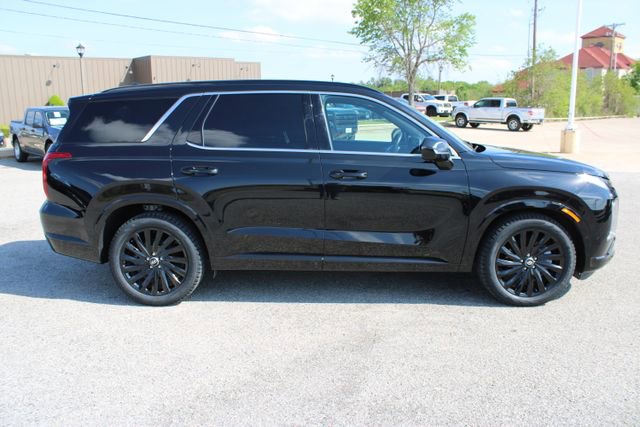Used 2025 Hyundai Palisade Calligraphy image 3