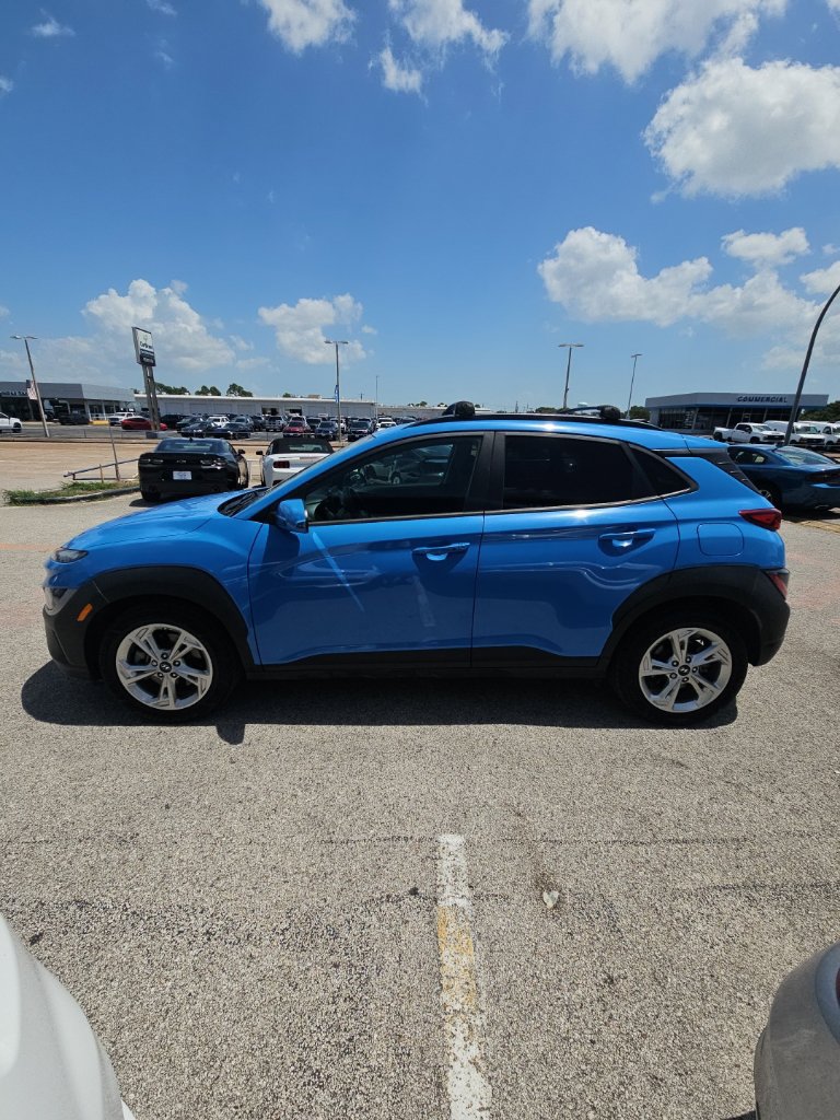 Used 2022 Hyundai Kona SEL AWD/4WD image 4