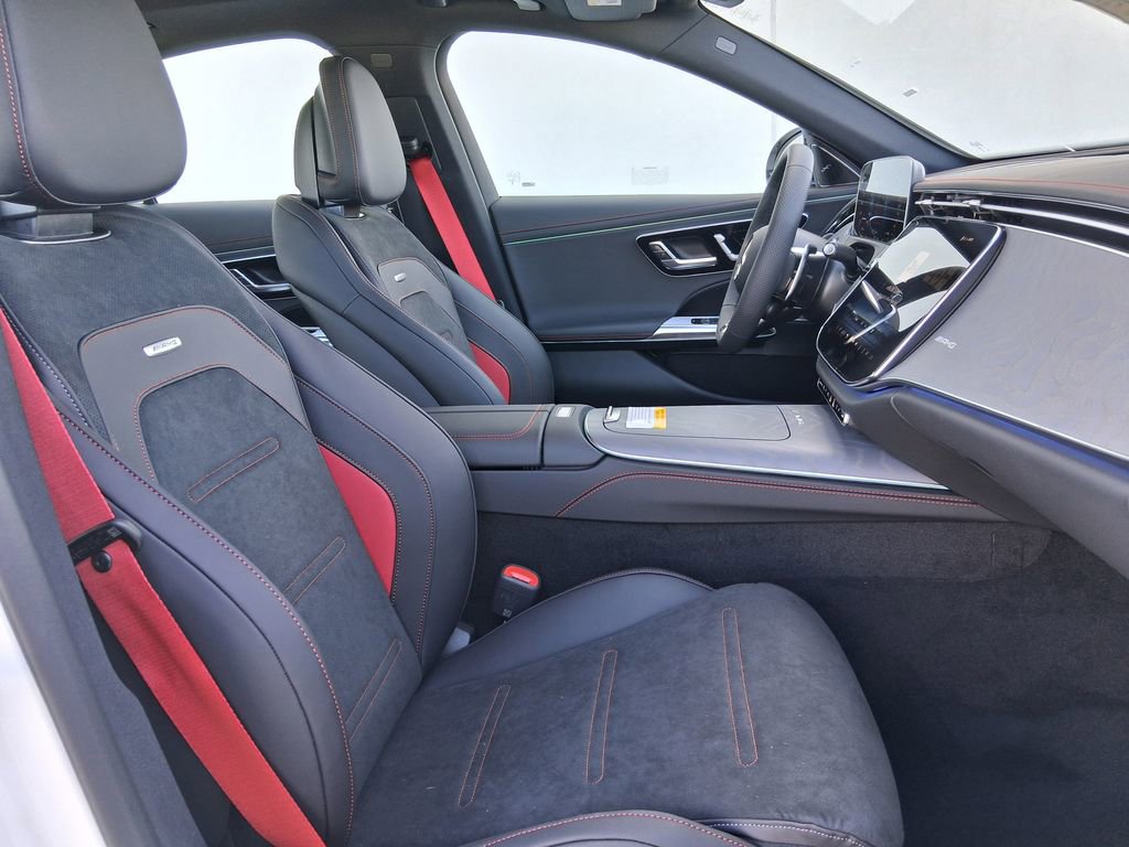 New 2026 Mercedes-Benz E 53 AMG e 4MATIC Sedan image 26
