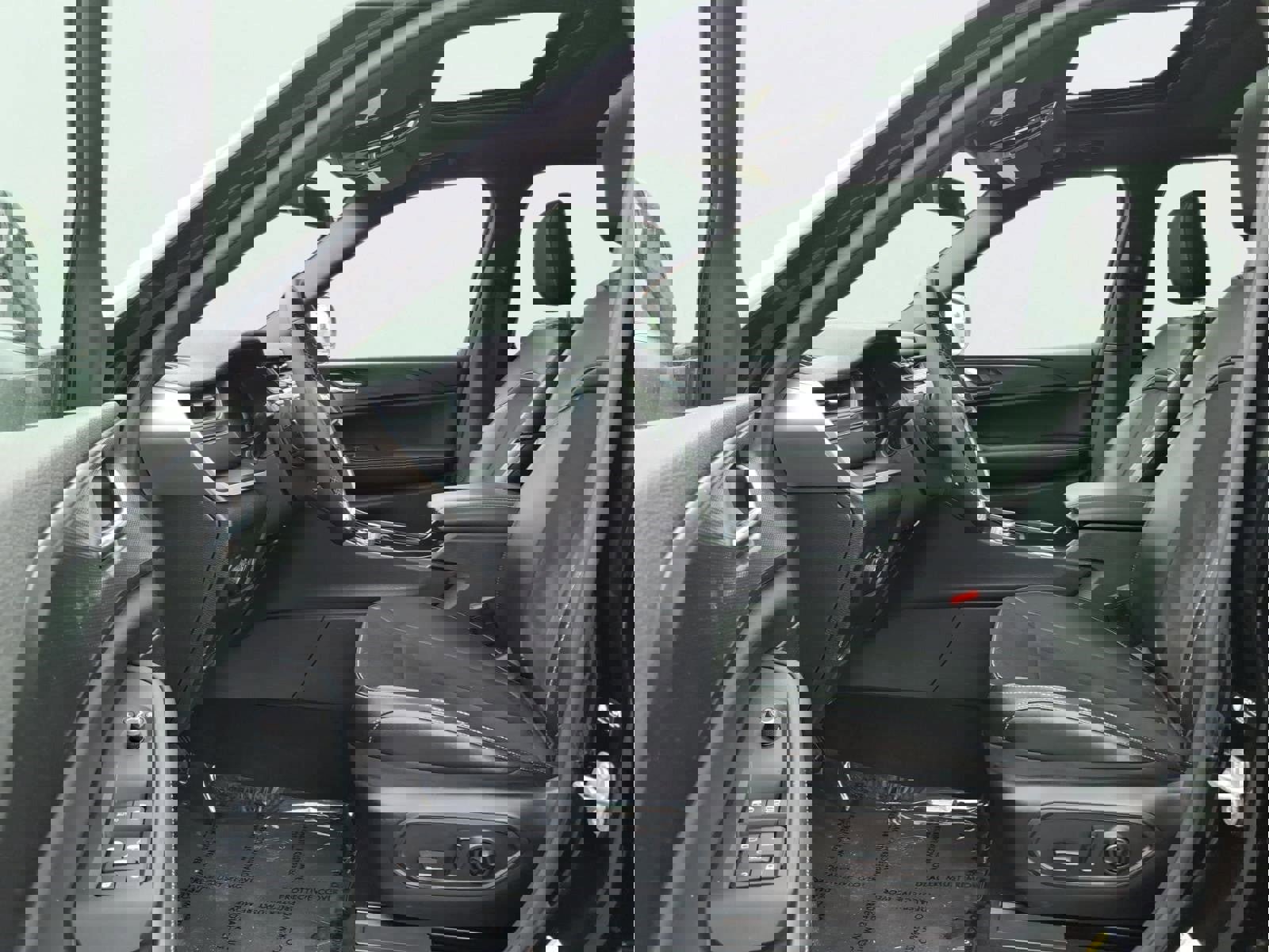 Certified 2025 Jeep Grand Cherokee Altitude image 16