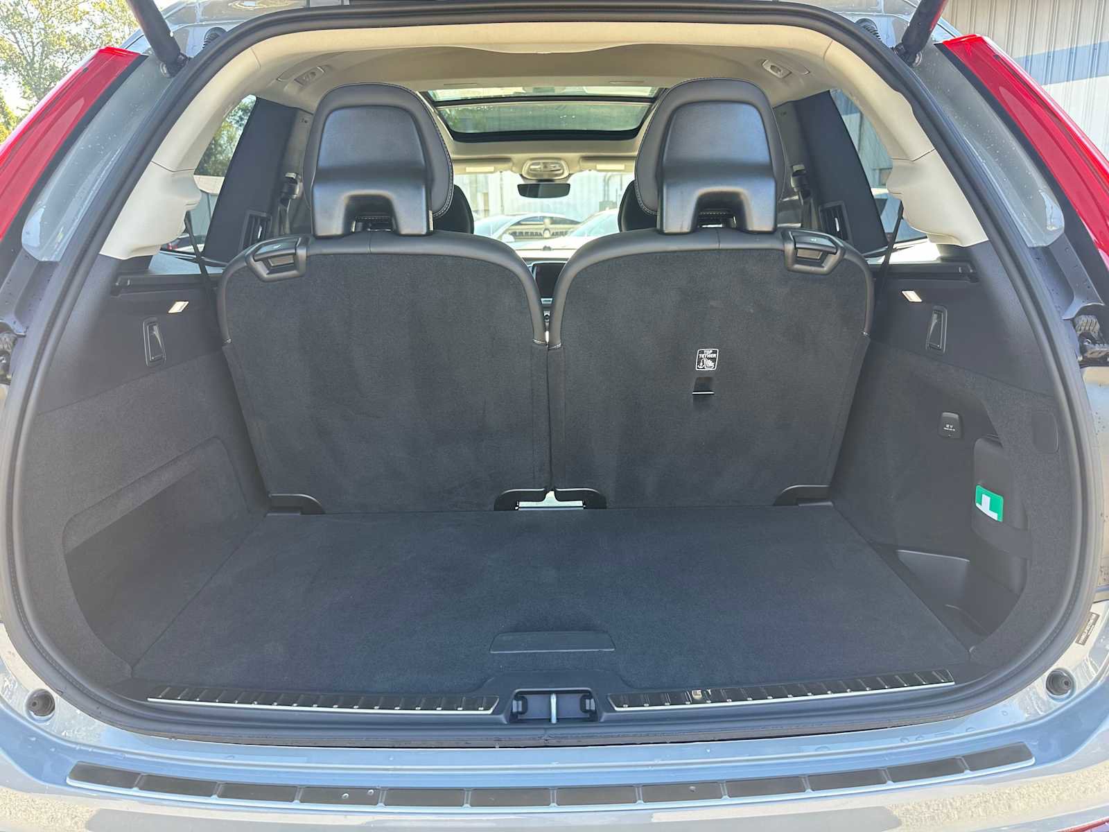 Certified 2025 Volvo XC90 B6 Ultra w/ Protection Package Premier image 14