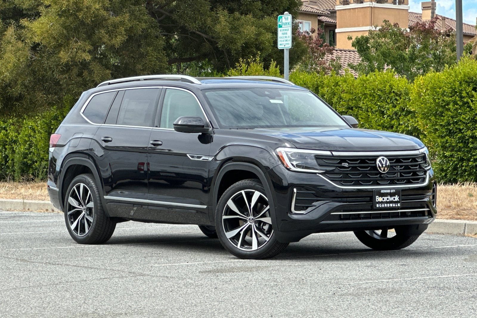 New 2026 Volkswagen Atlas SEL Premium R-Line AWD/4WD image 2